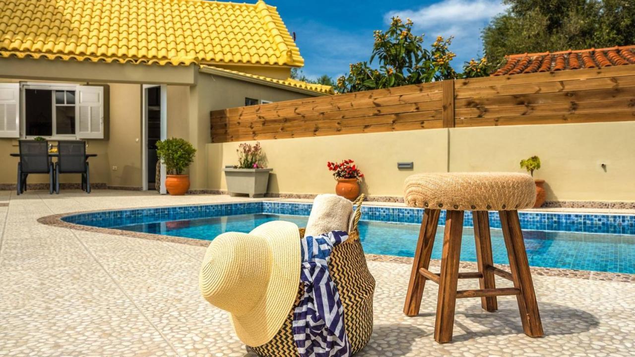Coral Villa Tragaki Esterno foto